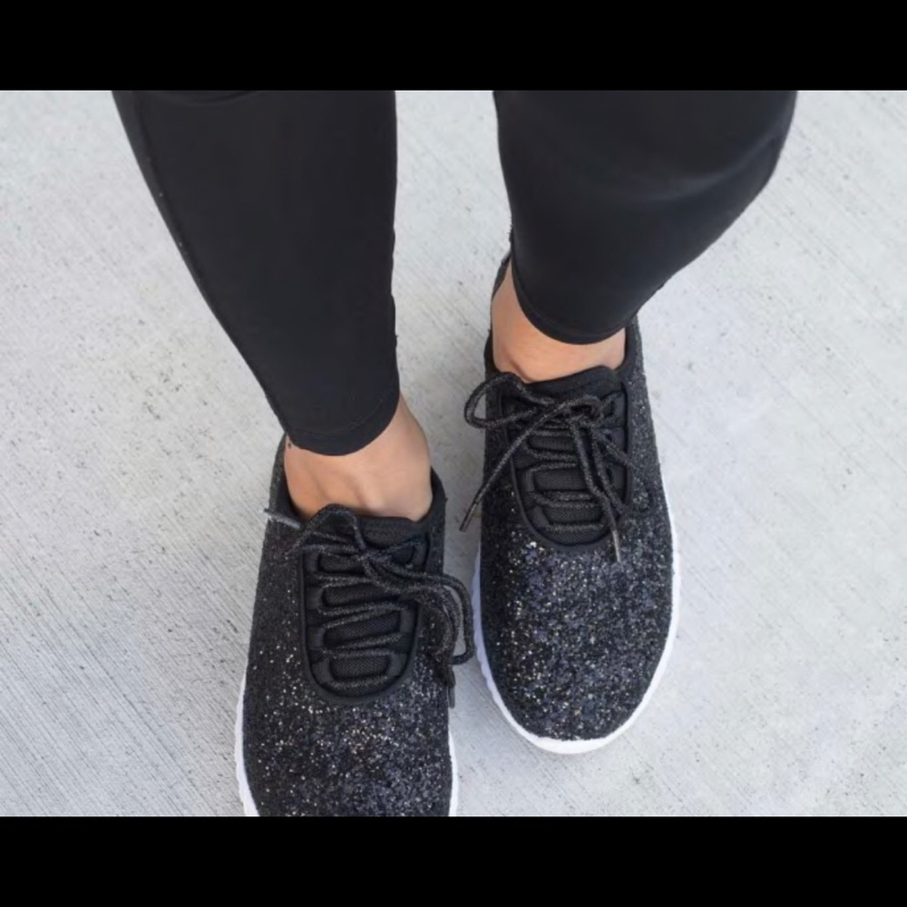 Black glitter sneaker